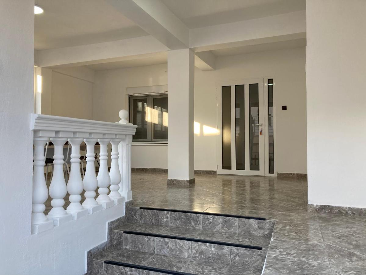 Apartments Stefan Sutomore Exterior photo